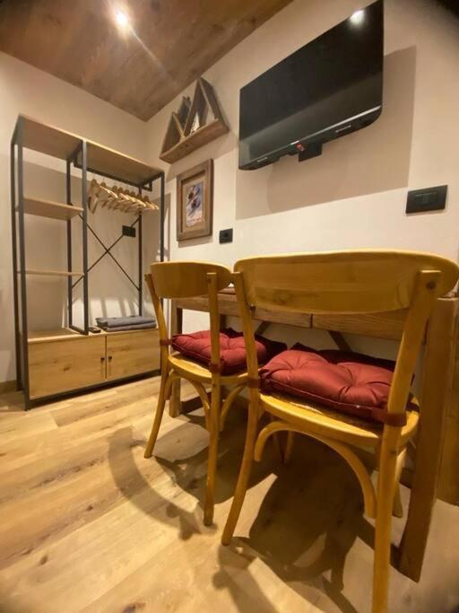 La Chambre De Chaloz วัลตูร์นอนช์ ภายนอก รูปภาพ